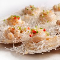 Cooked Fan Scallop with Rice Noodle and Green Onion